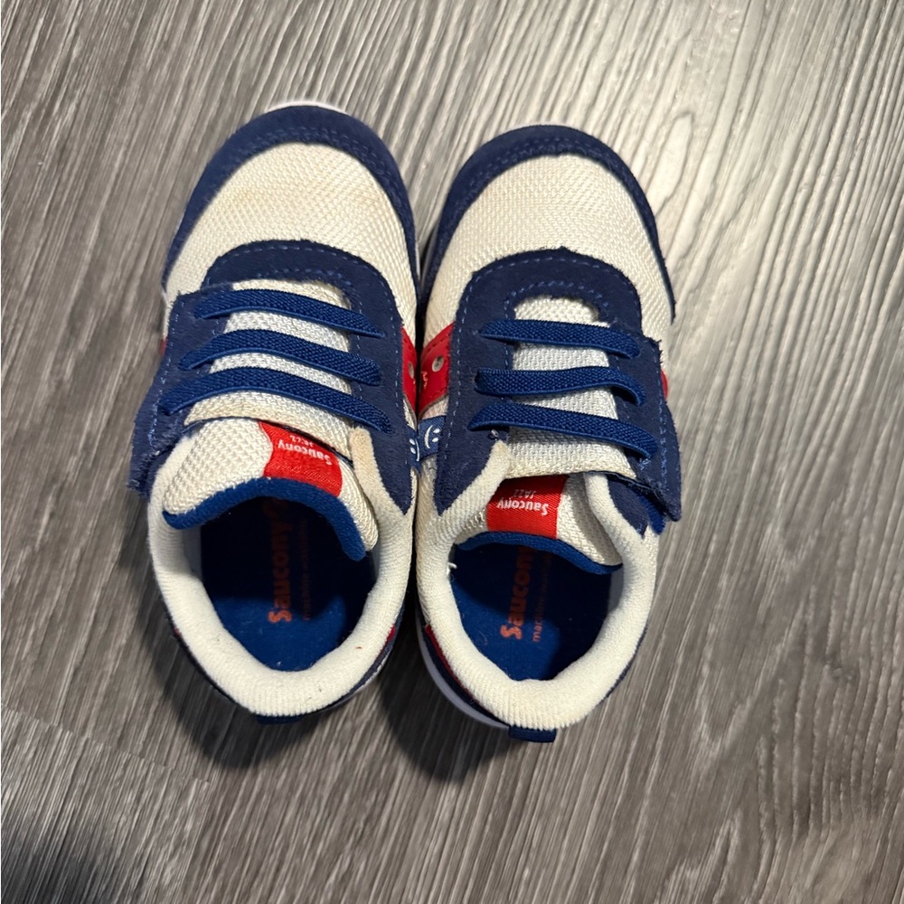 Saucony white-red-navy blue Toddler boy/gurl sneakers Size 7.